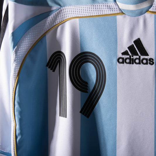 Argentina Home Messi 19 Shirt 2006 (Reissue) Go Jersey