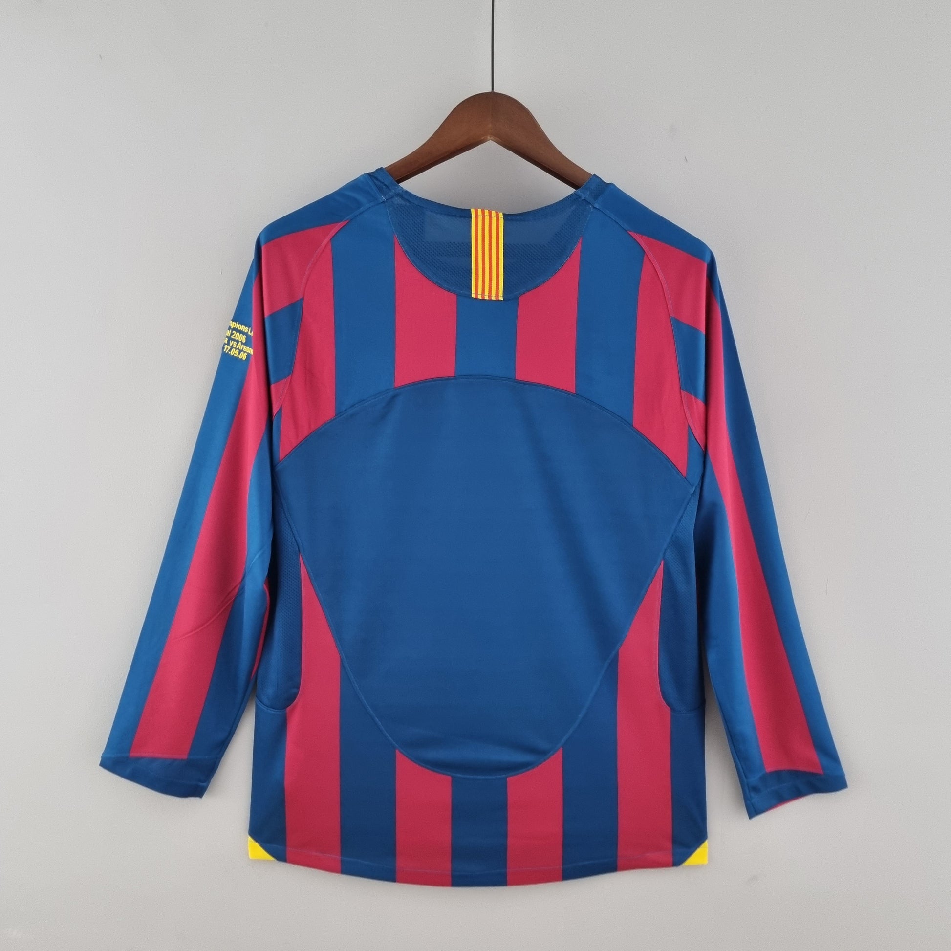 Jersey Longsleeve Barcelona 05/06 Grená Go Jersey