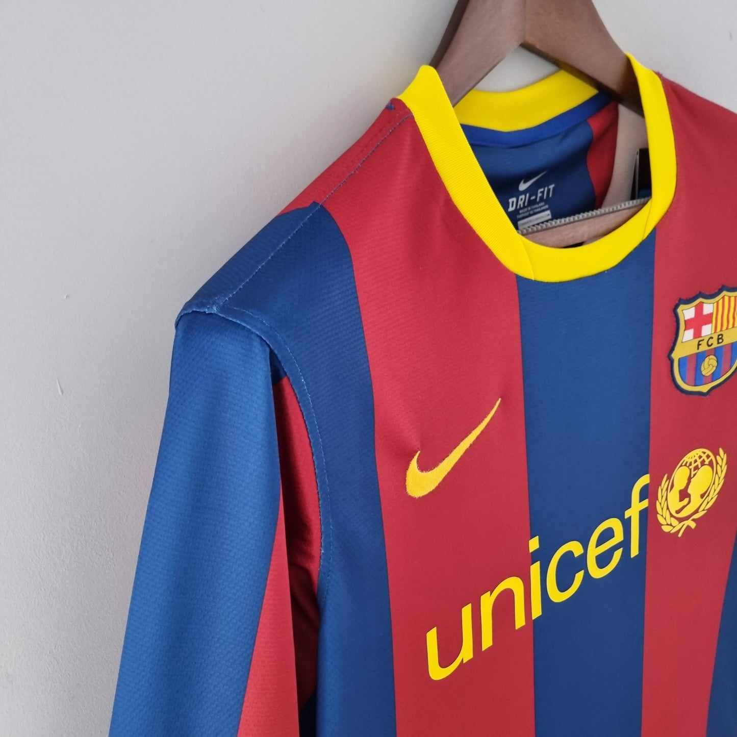 Jersey Longsleeve Barcelona 10/11 Grená Go Jersey