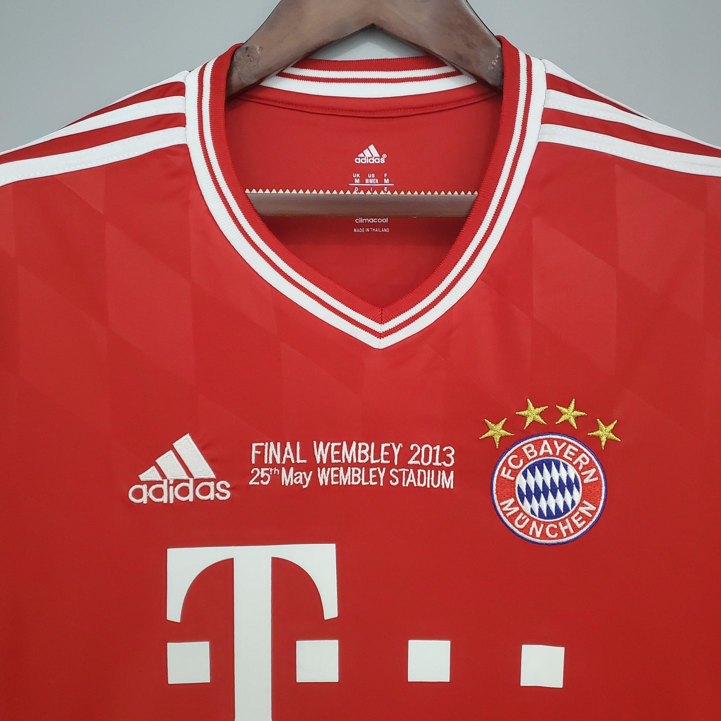 Jersey Longsleeve Bayern Munich Champions League 2013/14 Go Jersey