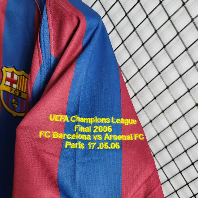 RONALDINHO #10  Barcelona Retro Jersey Home 2006/2007 Go Jersey