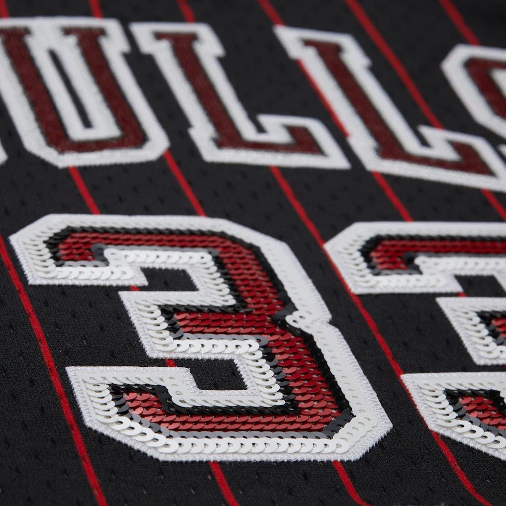 Scottie Pippen Chicago Bulls Mitchell & Ness x DANNIJO Women's Fashion Cropped Basketball Jersey - Black