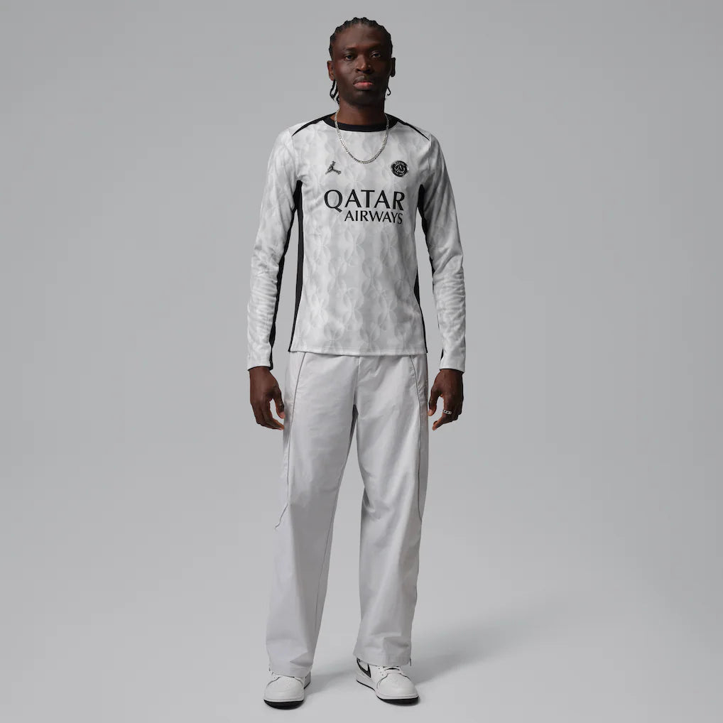 Paris Saint-Germain Jordan Brand Men's Long Sleeve Pre-Match Dri-FIT Top - Black