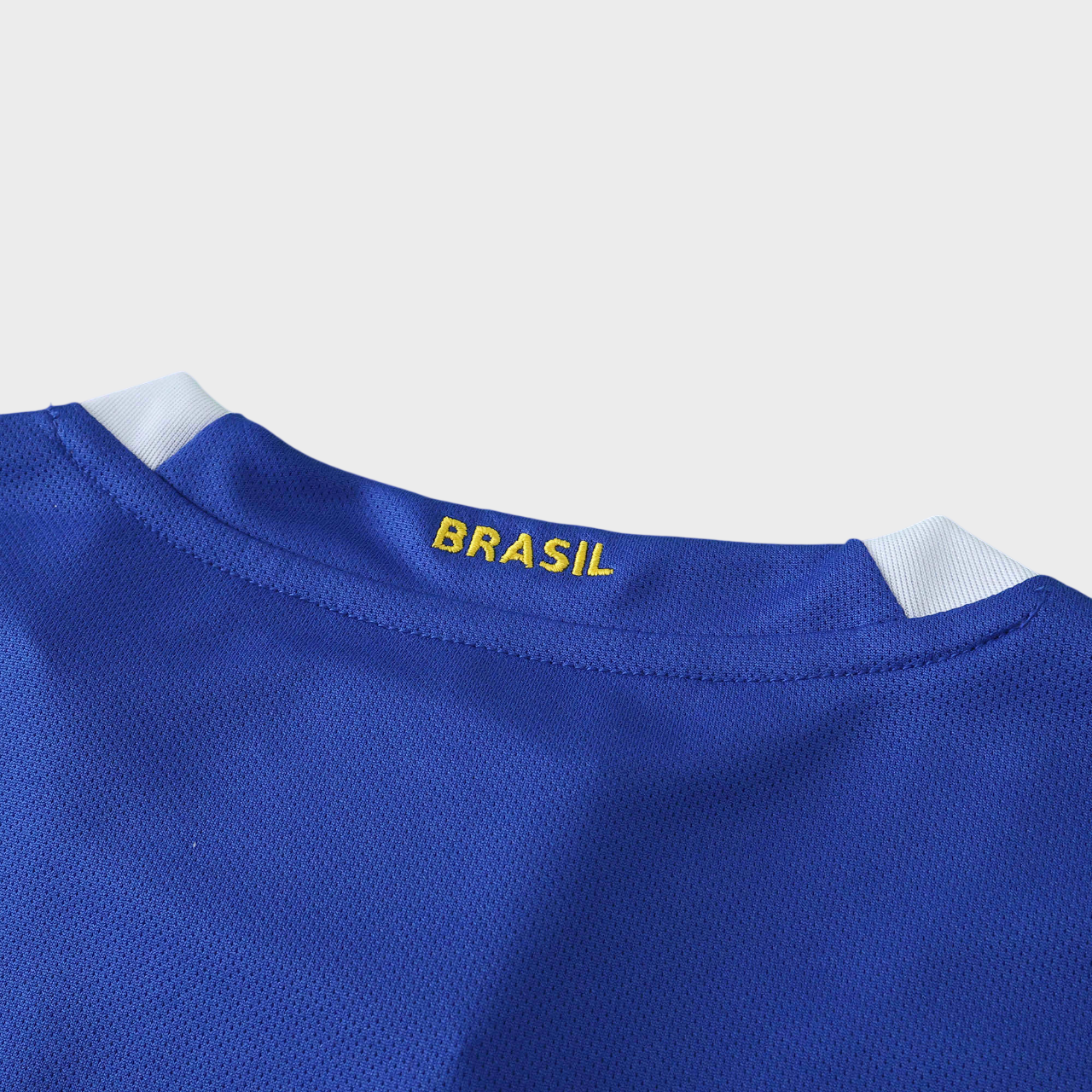 Jersey Retro National Team Brazilian 2006 II Go Jersey