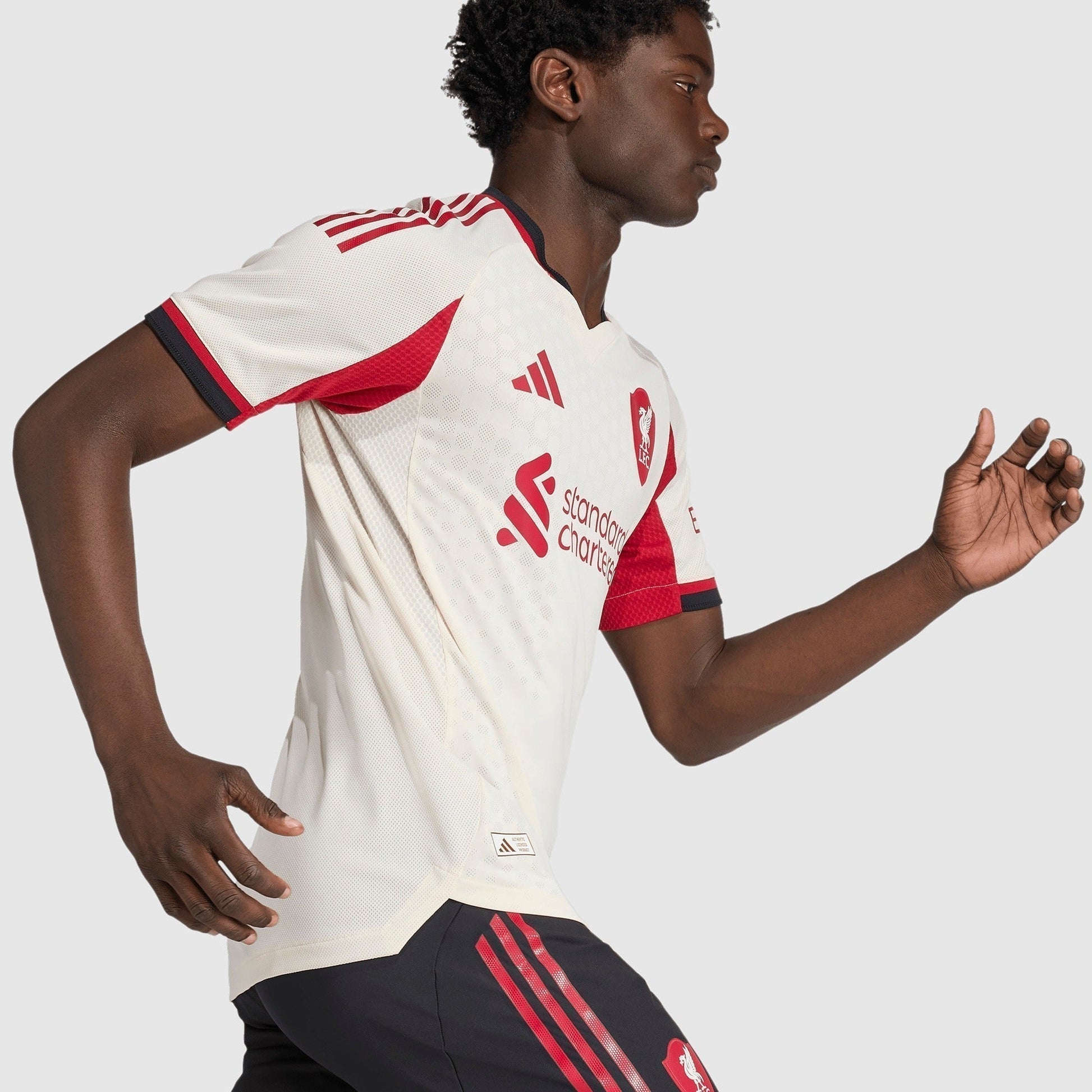 Jersey Liverpool 2025/26 II Player Go Jersey