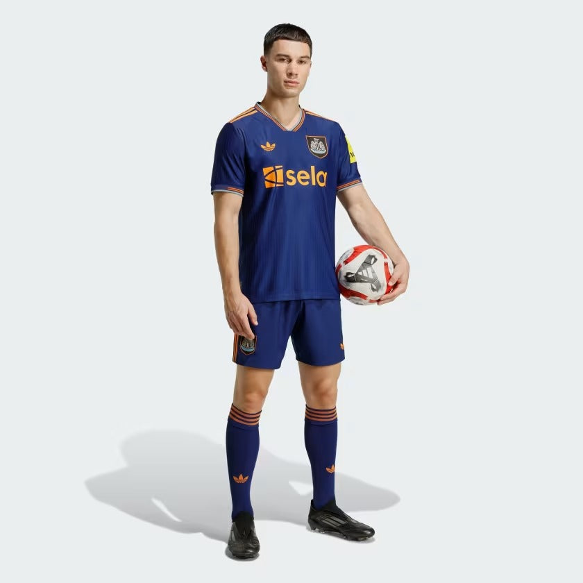 Jersey Newcastle United 2025/26 II Player Go Jersey